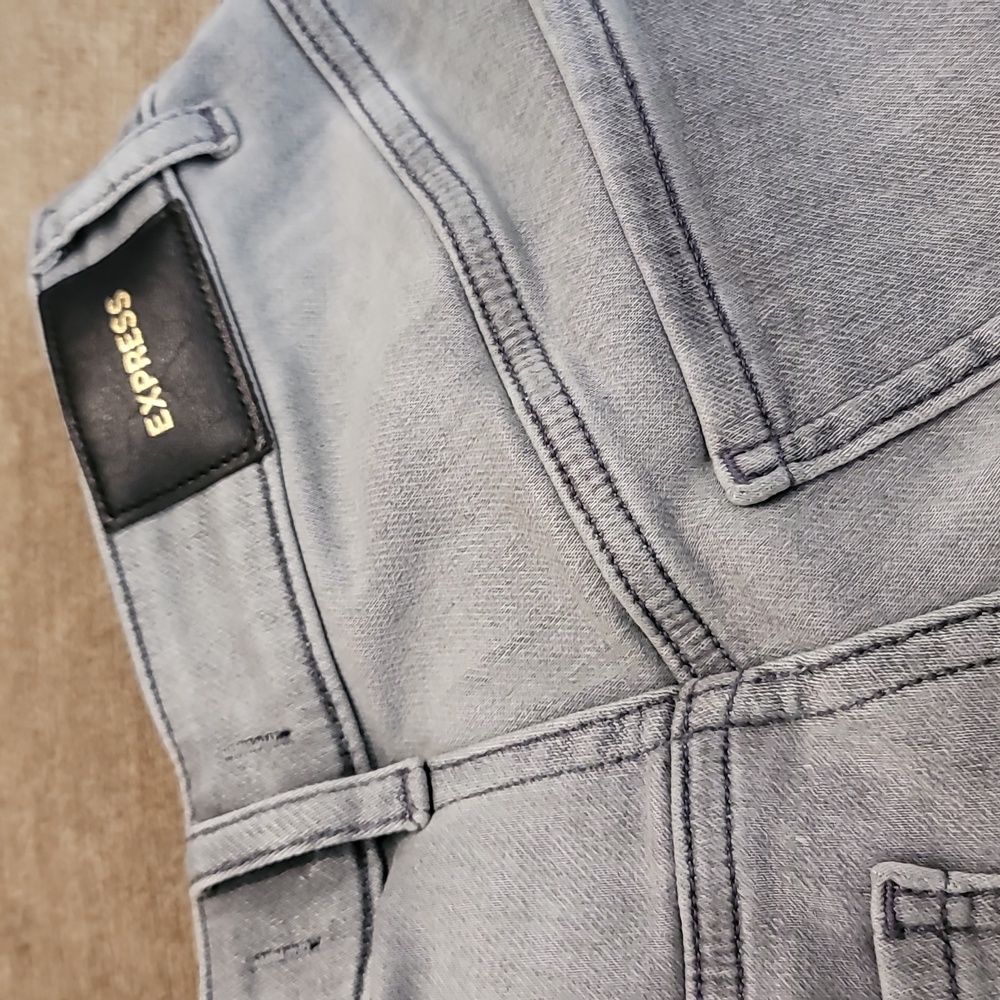 Express Curvy Skinny High Rise Jeans - Picture 11 of 15